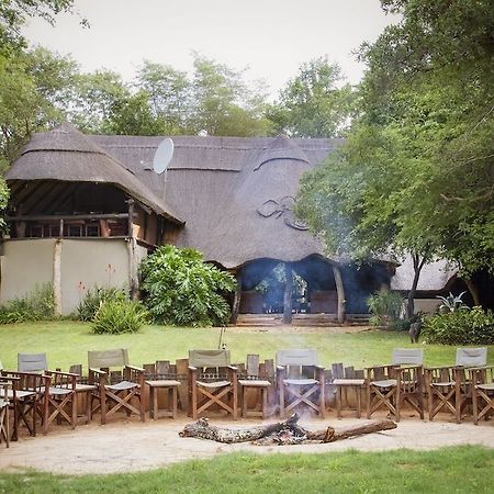 Ivory Lodge Dete Ngoại thất bức ảnh